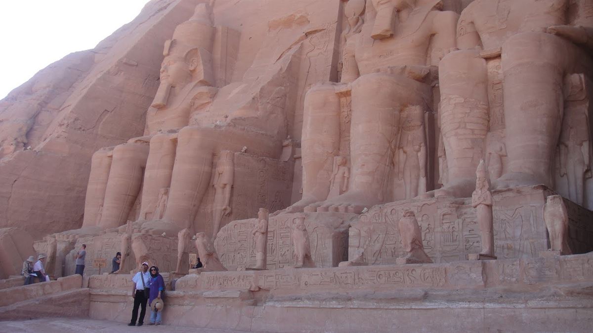 Abu Simbel : A Tryst with Egypt – Rana Safvi