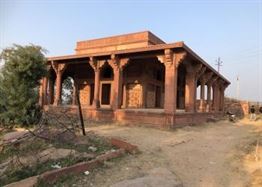 Tansen’s Baradari in Fatehpur Sikri