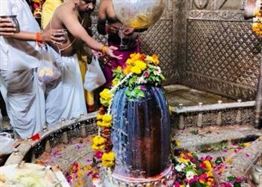 My visit to Ujjain: bhasm arti mahakaaleshwar shiv temple, ujjain