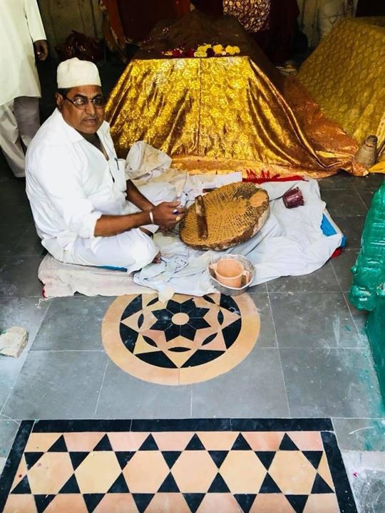 Gulbarga Shariff | Hazrat Khwaja Banda | Video :  https://youtu.be/zHAUkH8MyM4 #Nagore_Dargah_Kalifa 🧡🧡Assalamualaikum  Warahmatullahi Wabarakatuhu Mere Taraf Se Tamaam Ashiqan - E - Khwaja Banda...  | By NAGORE DARGAH KALIFAFacebook