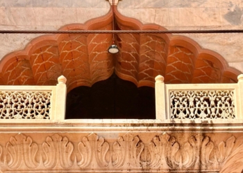 Makabbar in the Jama Masjid, Delhi